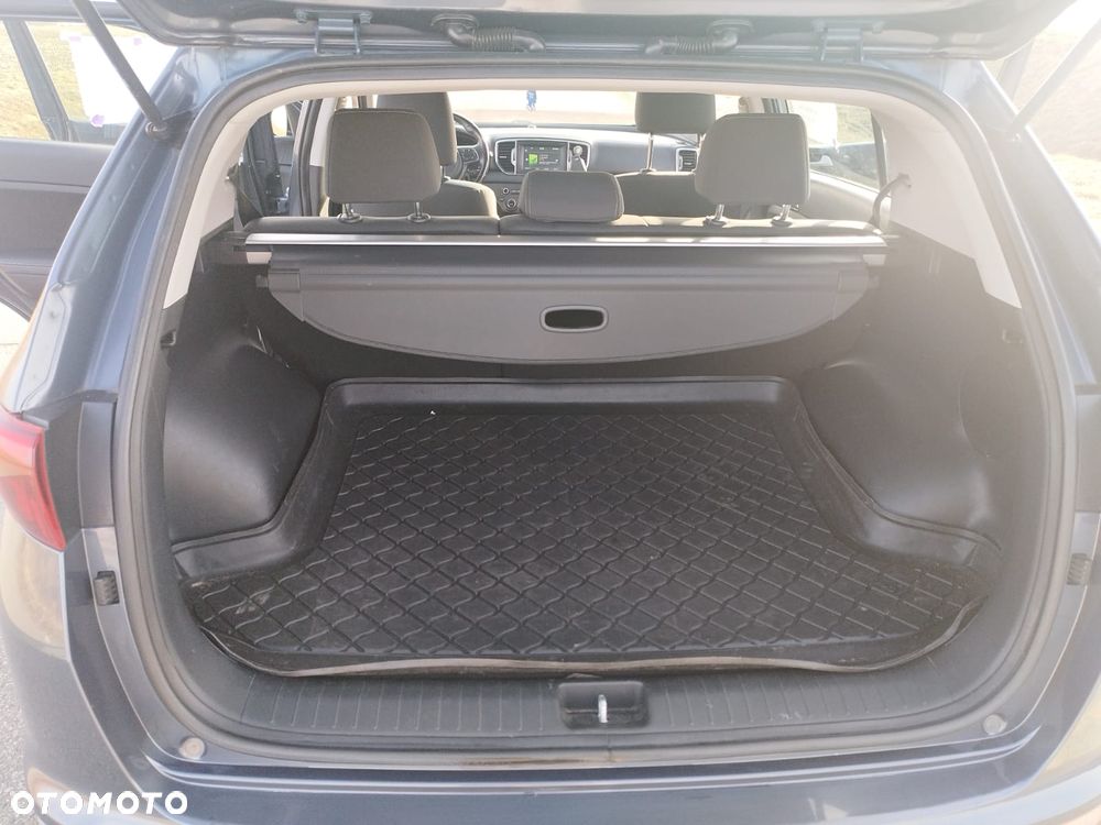 Kia Sportage 1.6 GDI 2WD DREAM-TEAM EDITION - 11