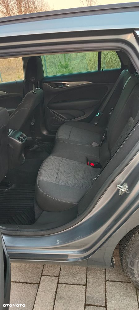 Opel Insignia 1.5 T Exclusive S&S - 10