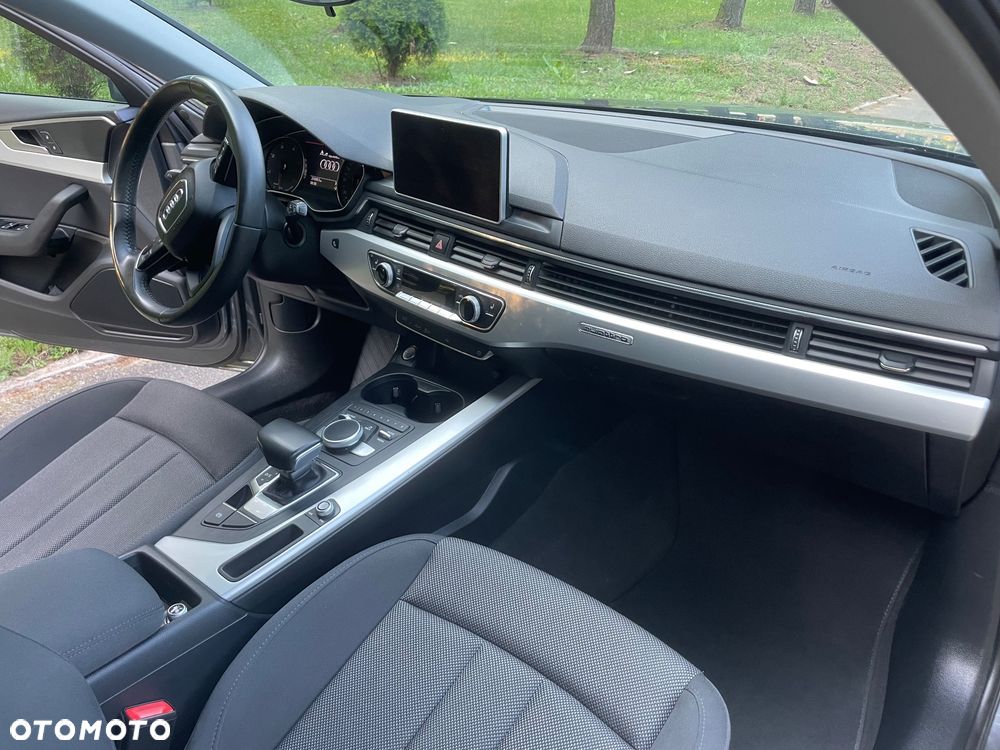 Audi A4 Avant 2.0 TDI S tronic quattro sport - 11
