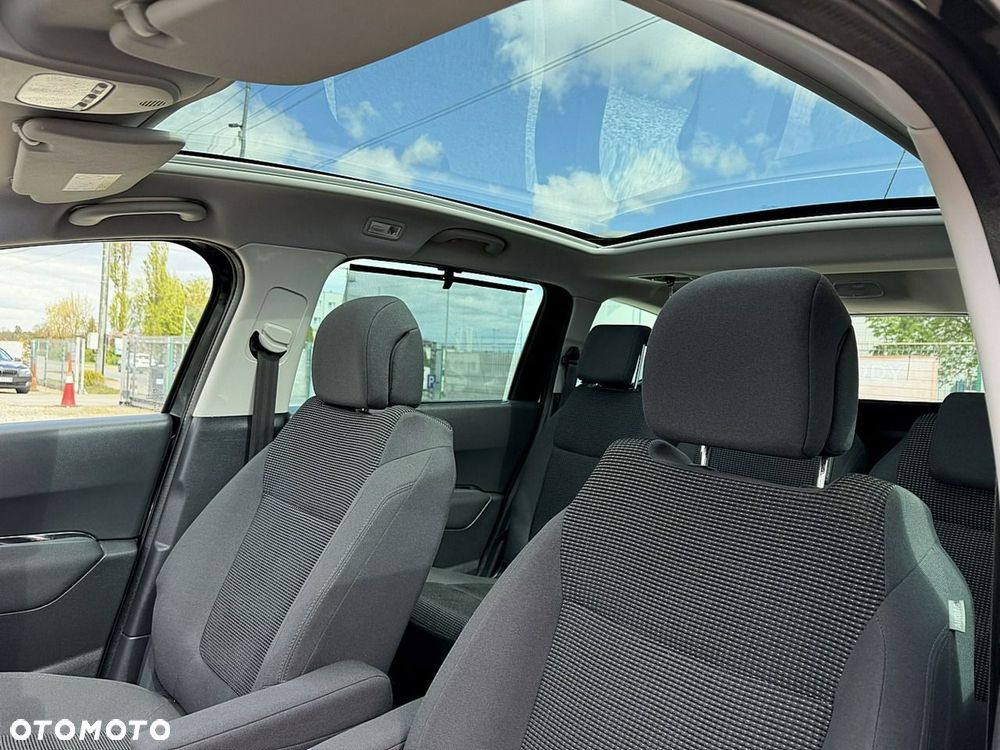 Peugeot 5008 - 17
