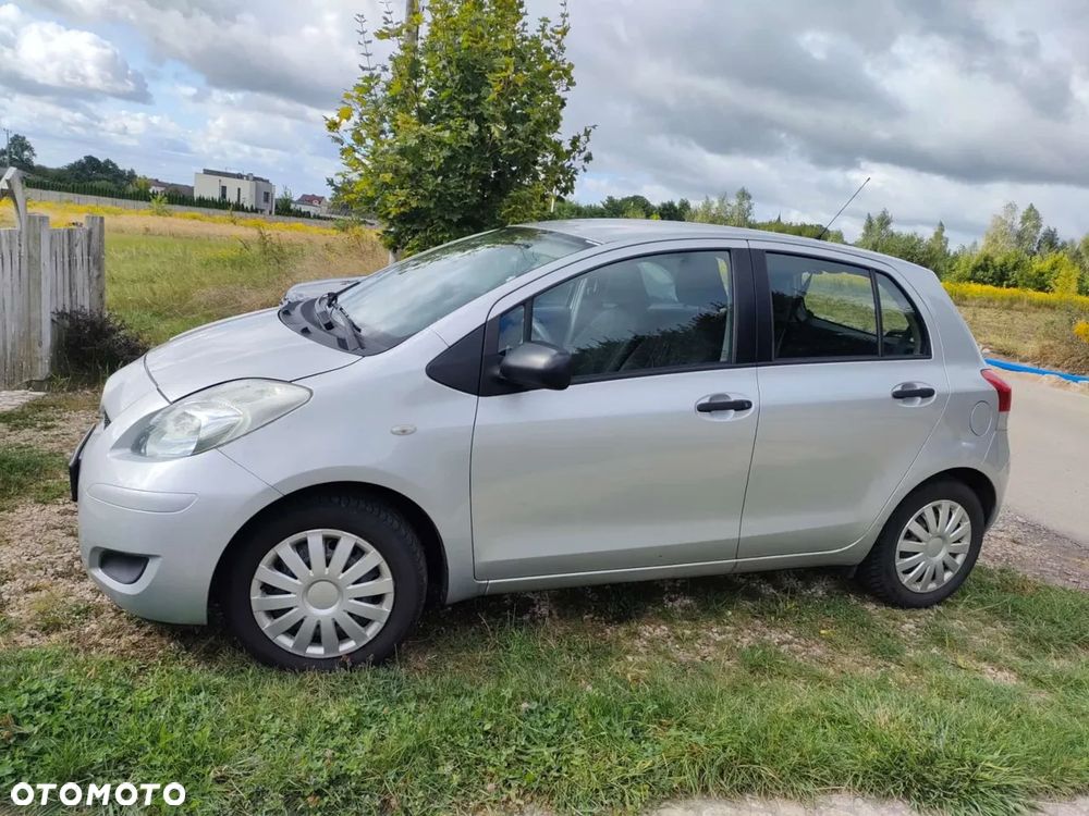 Toyota Yaris 1.0 Terra - 1