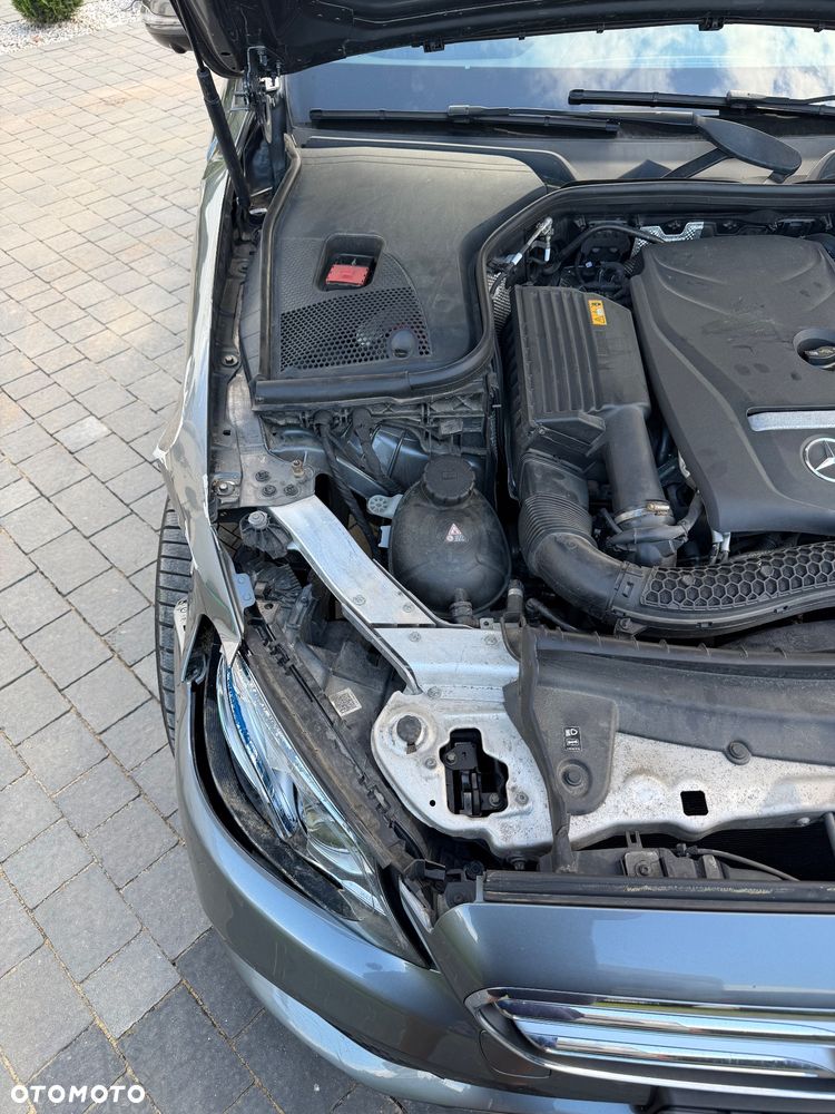 Mercedes-Benz Klasa E 250 9G-TRONIC Avantgarde - 37