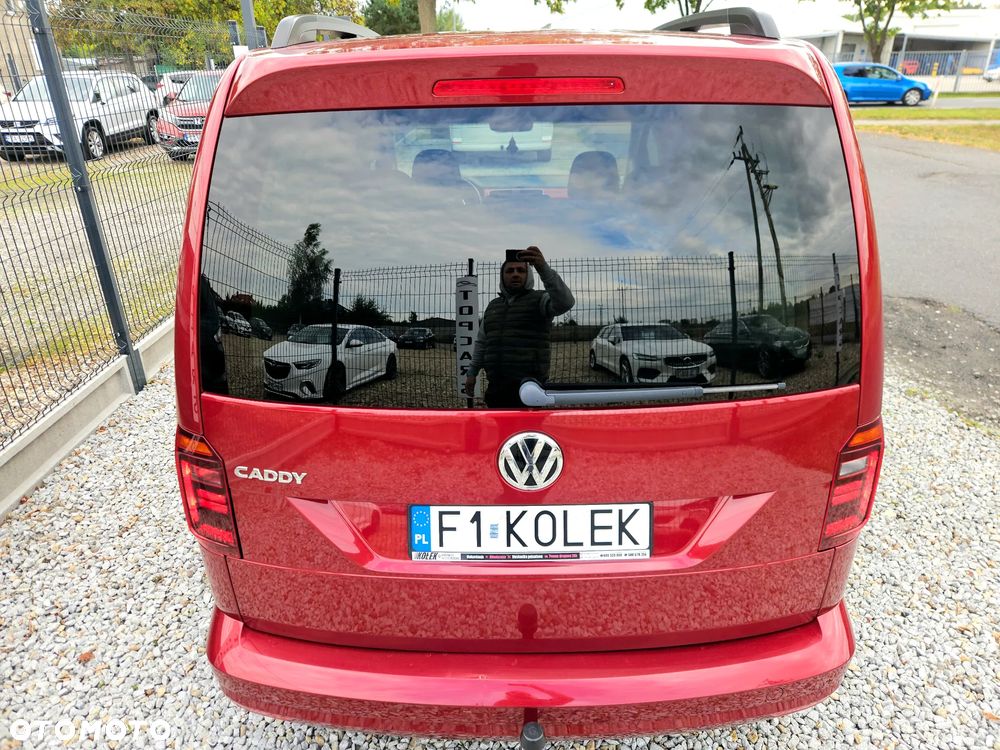 Volkswagen Caddy 2.0 TDI Highline DSG - 2