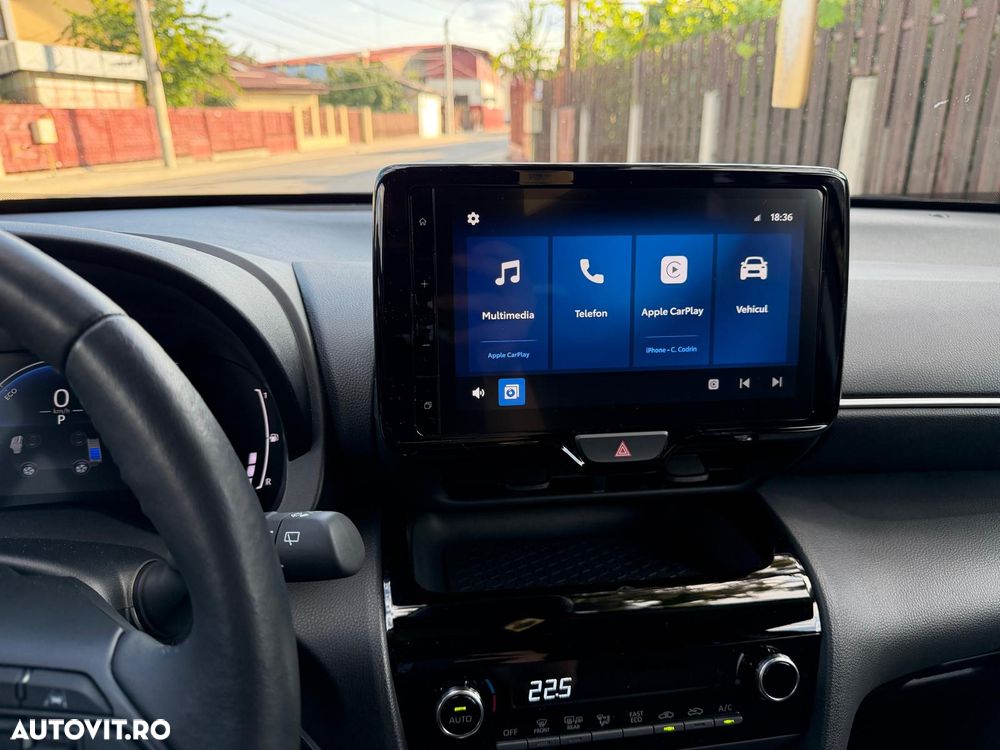 Toyota Yaris Cross - 14