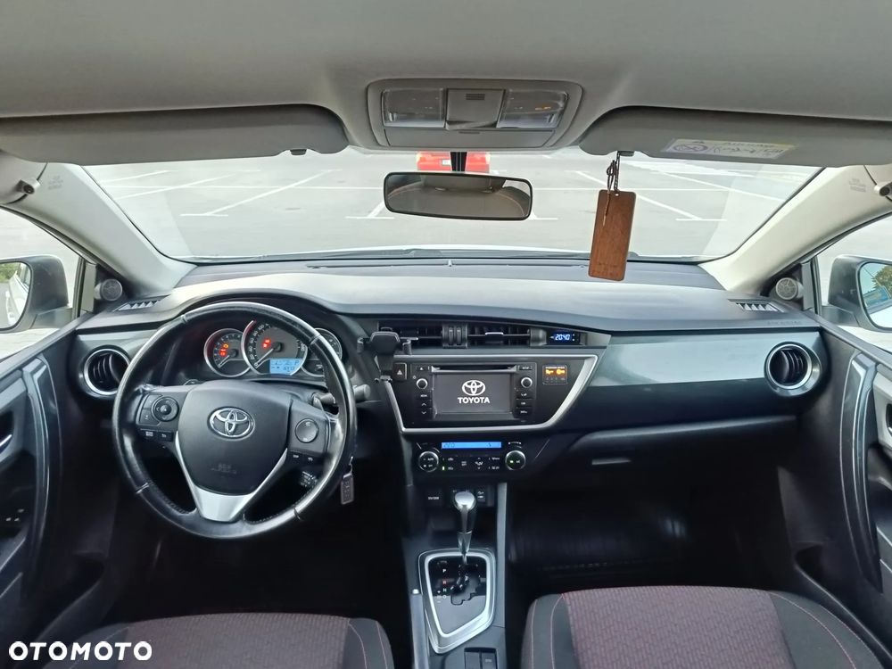 Toyota Auris - 3
