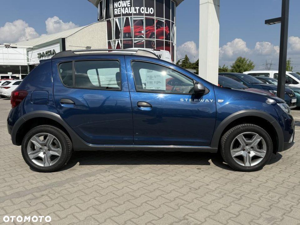 Dacia Sandero - 4