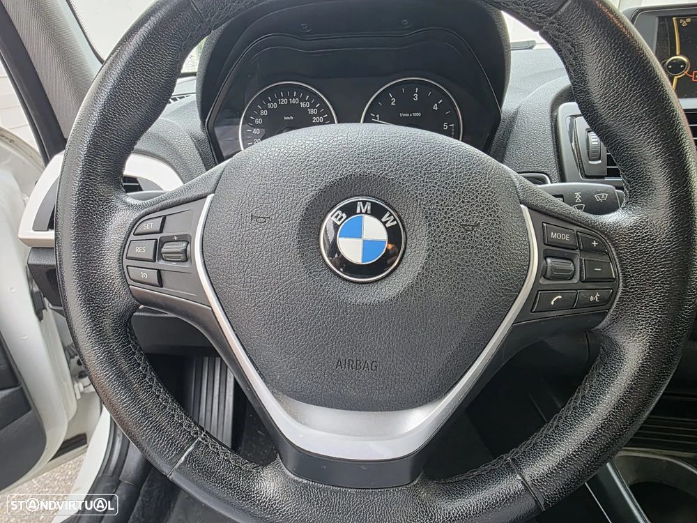 BMW 118 d - 12