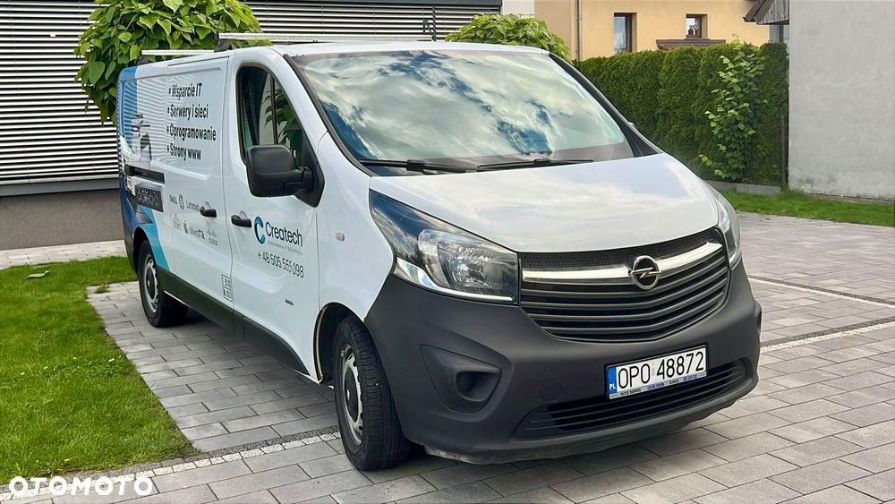Opel Vivaro - 1