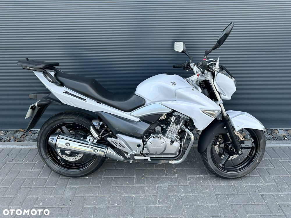 Suzuki GW 250 - 5