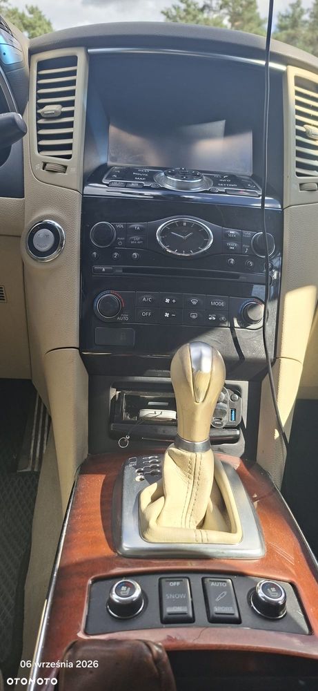 Infiniti Q70 3.7 Sport Tech EU6 - 14