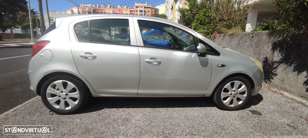 Opel Corsa 1.2 Cosmo - 5