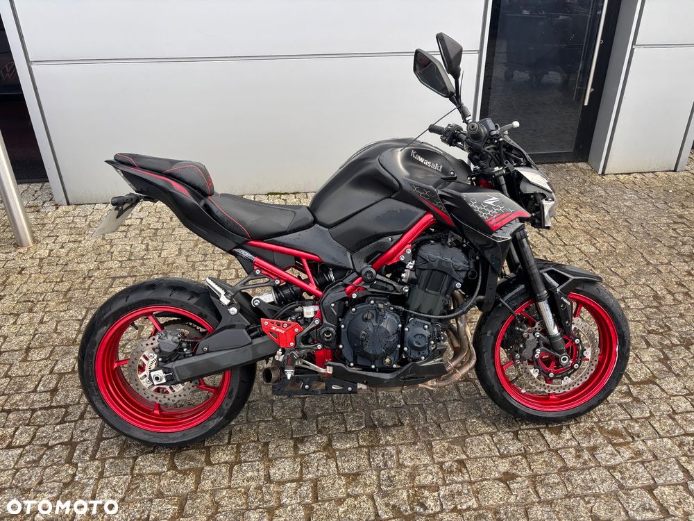 Kawasaki Z 900 - 10