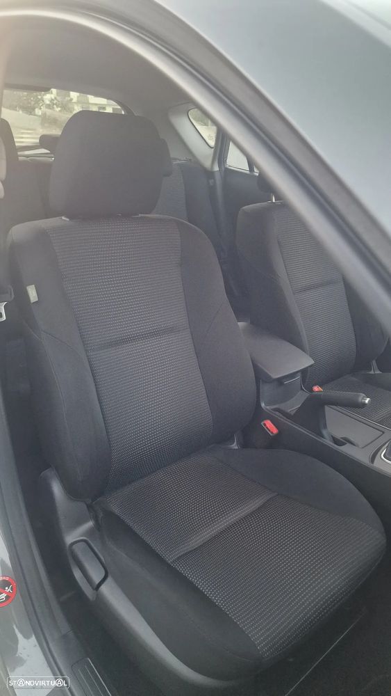 Mazda 3 MZ-CD 1.6 Comfort - 25