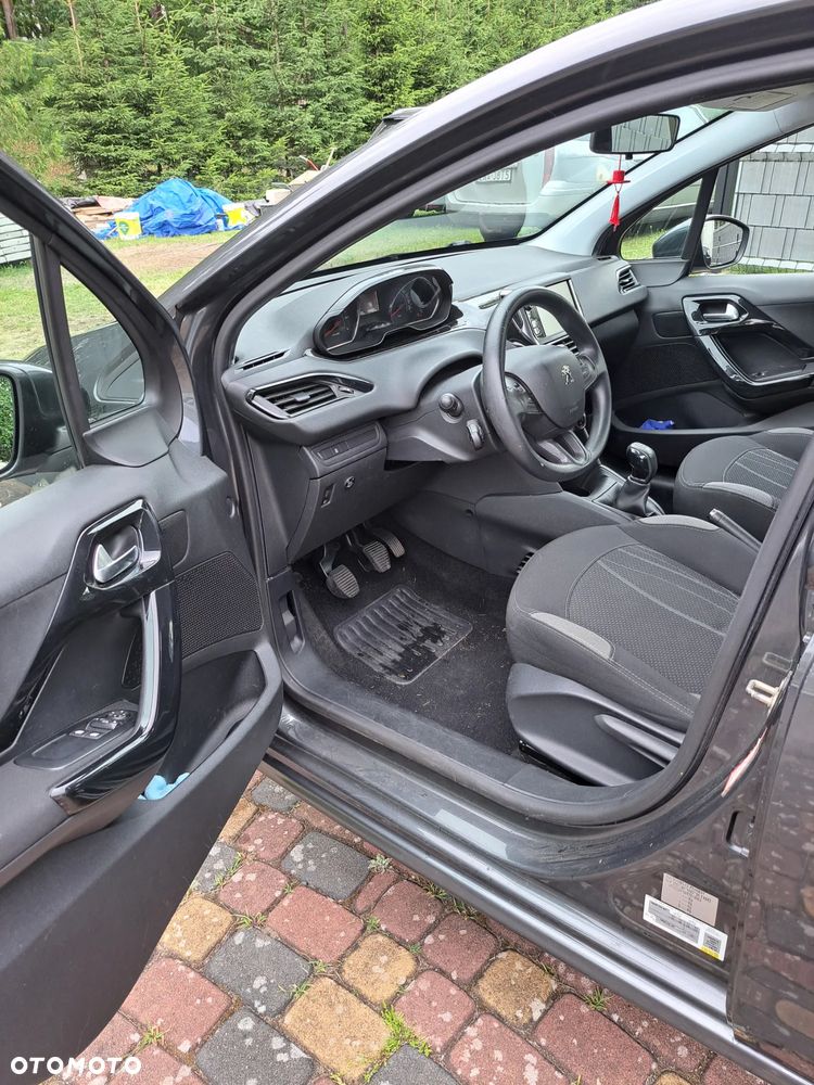 Peugeot 208 1.4 VTi Allure - 15