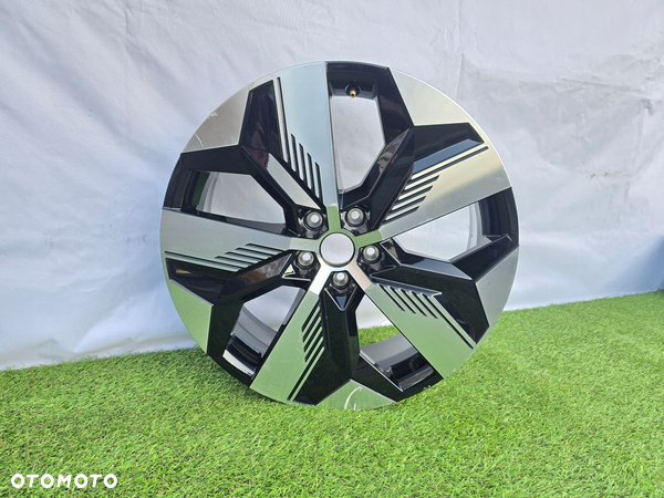 FELGA RENAULT MEGANE E-TECH 7x20 ET34 5x114,3 403001816R