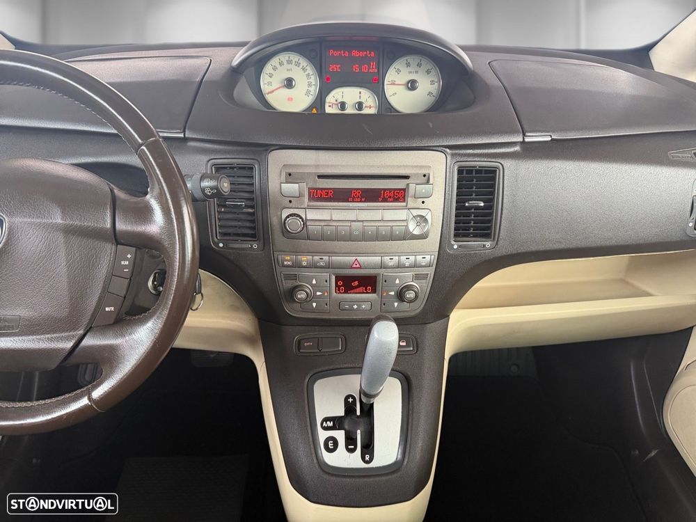Lancia Musa 1.3 16V M-jet DFN Platino - 10