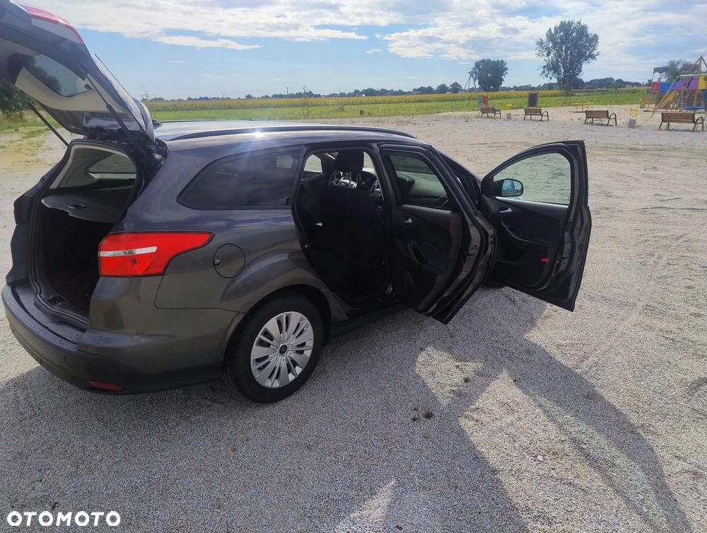 Ford Focus - 23