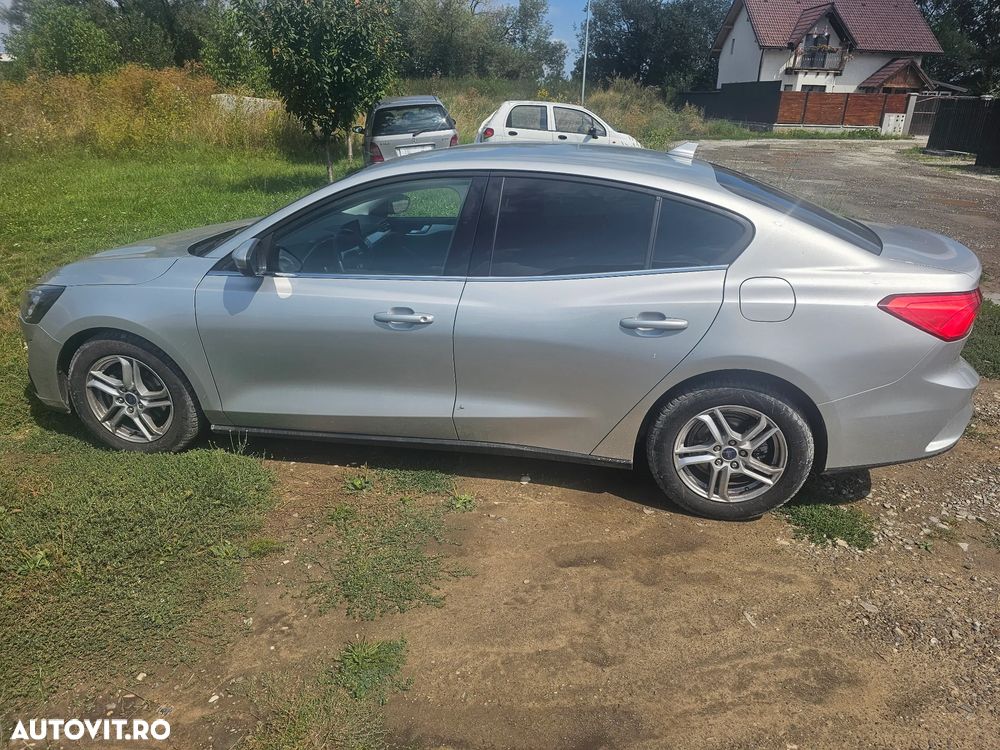 Ford Focus 1.0 EcoBoost Connected - 10