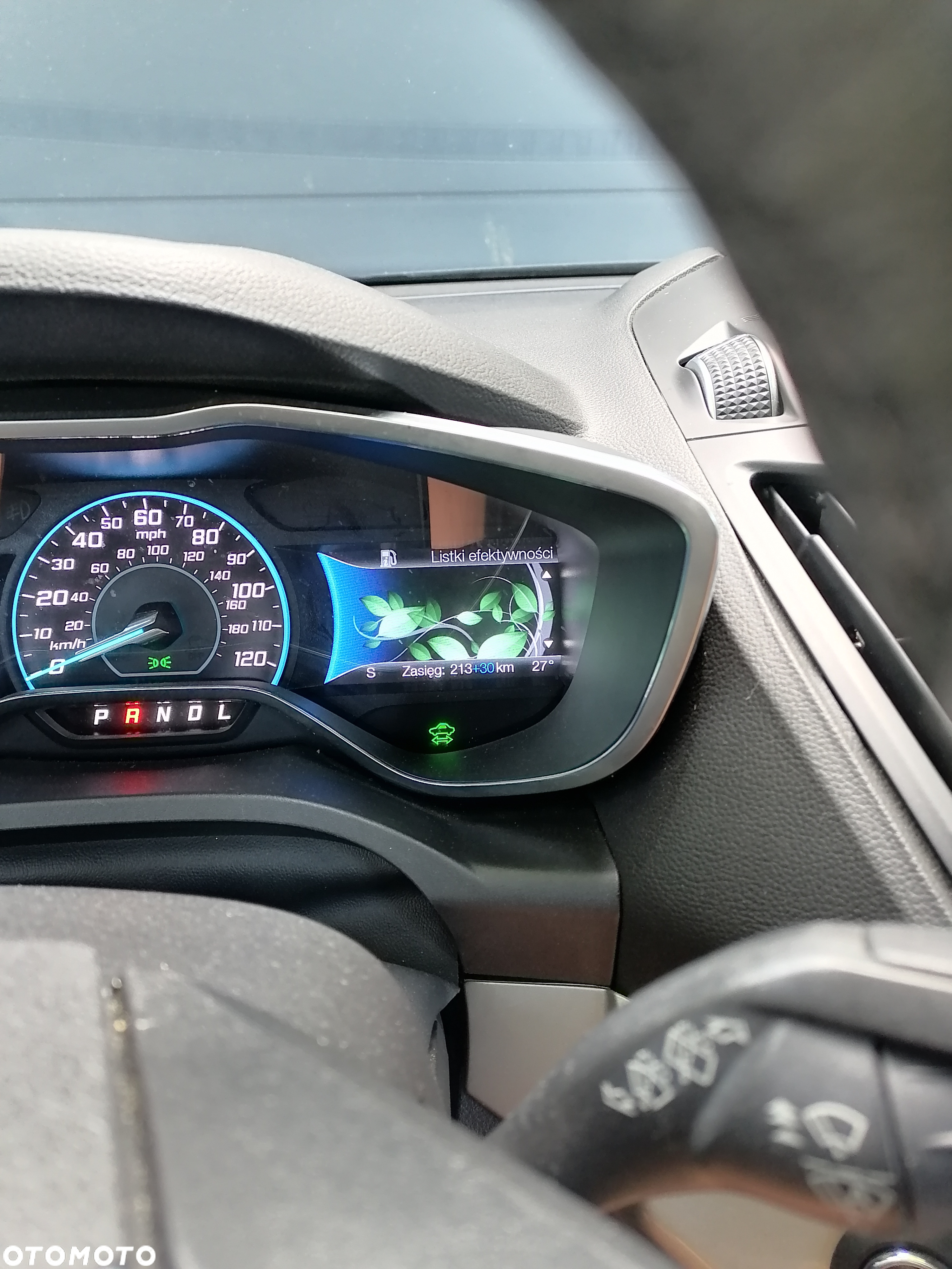 Ford C-MAX - 11