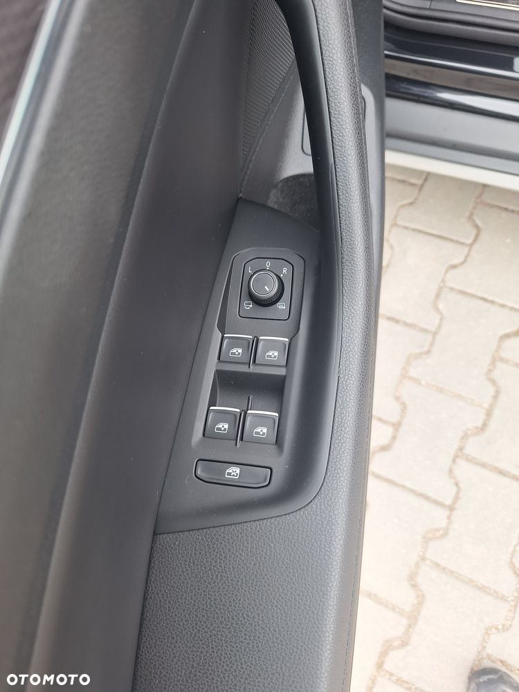 Volkswagen Passat 2.0 TDI Bi-Turbo BMT 4Mot Highline DSG - 13