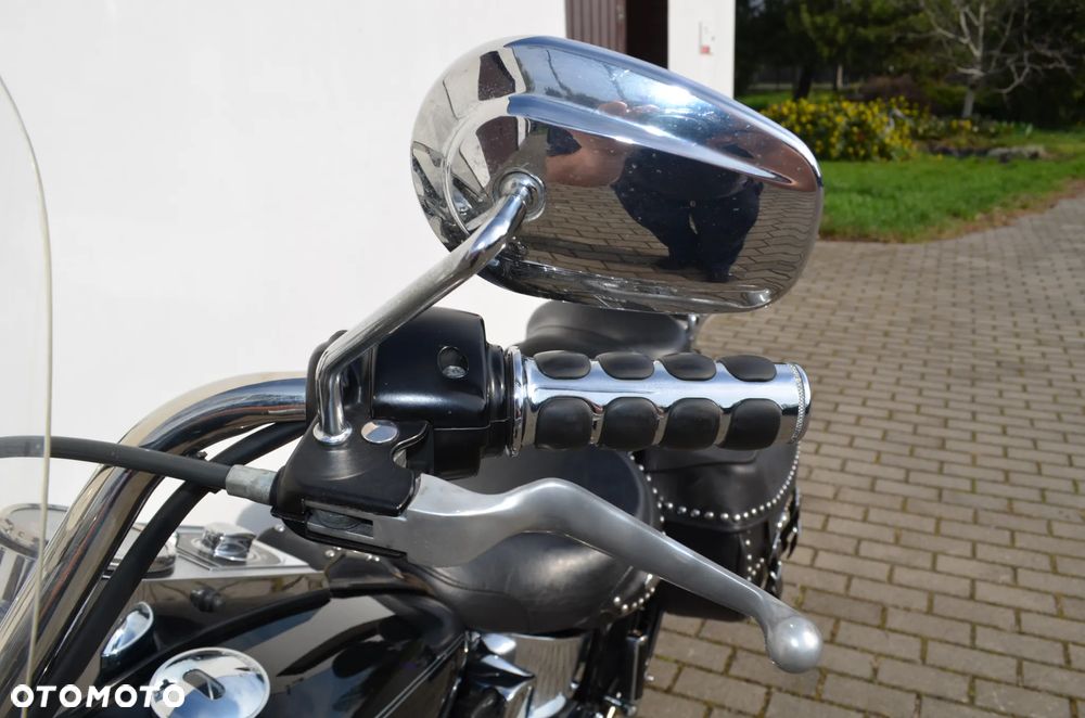 Harley-Davidson Softail Heritage Classic - 36