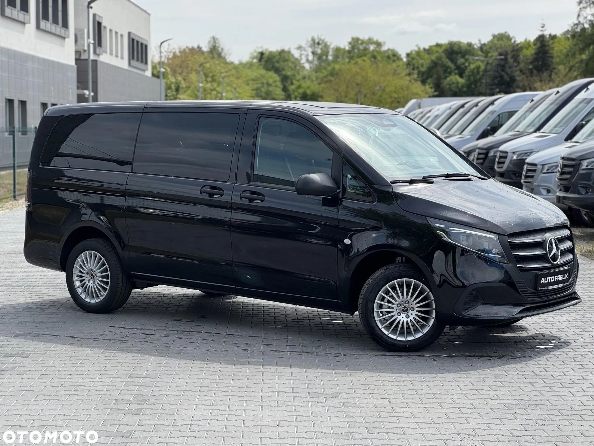 Mercedes-Benz Vito - 1