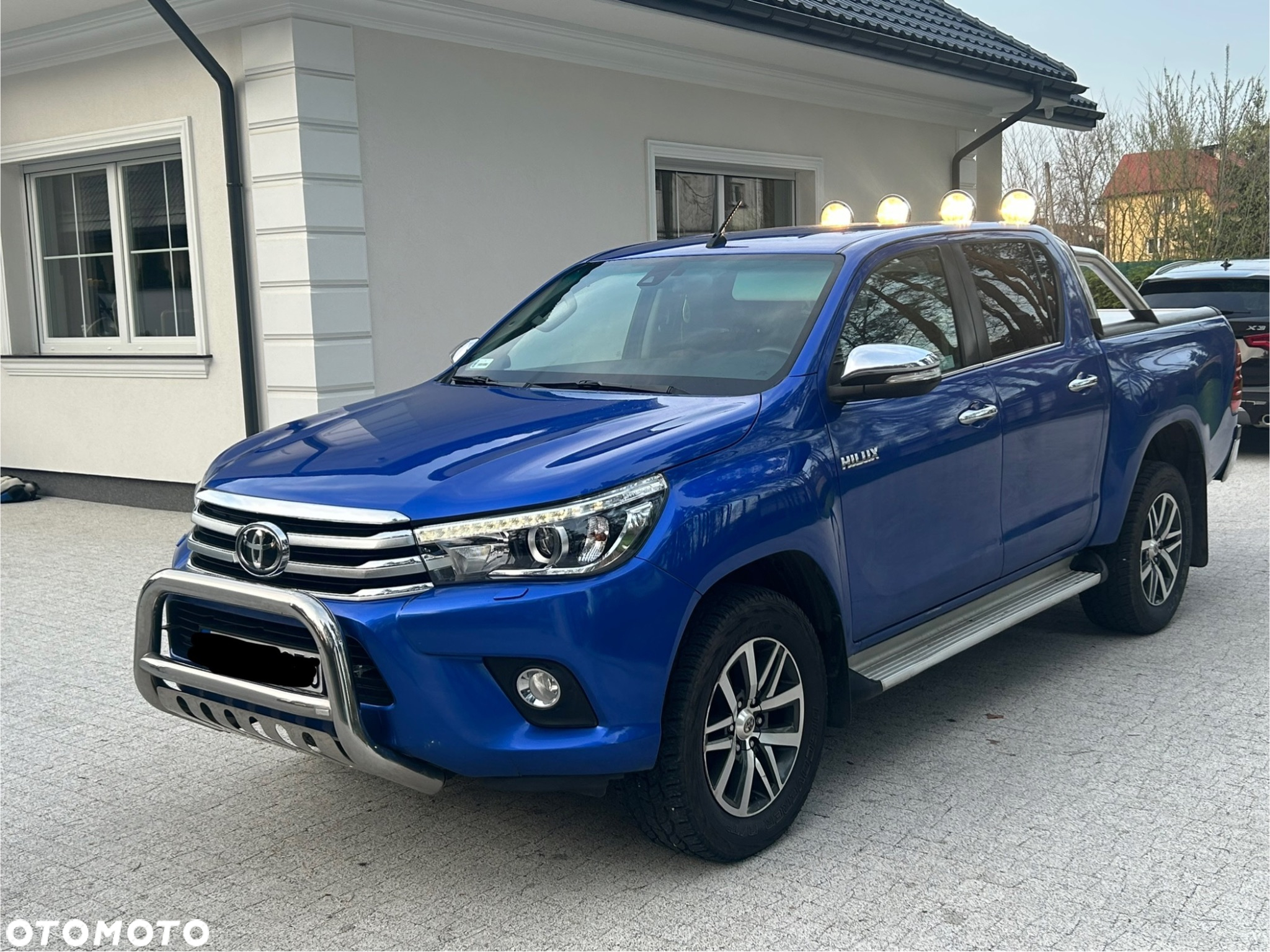 Toyota Hilux - 11