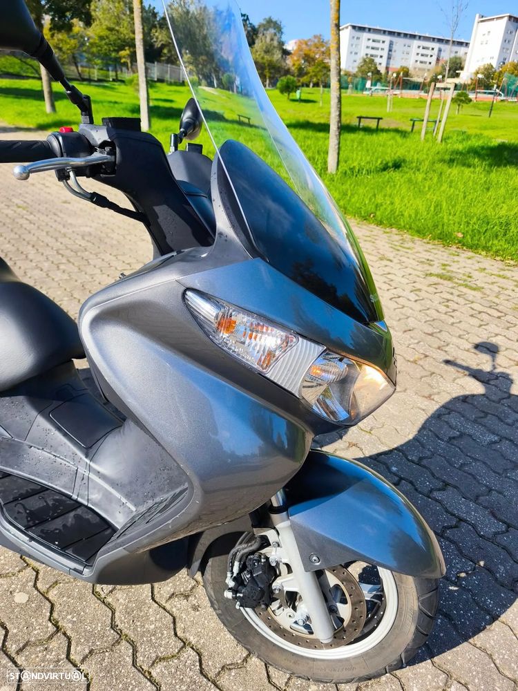 Suzuki Burgman 125 - 6