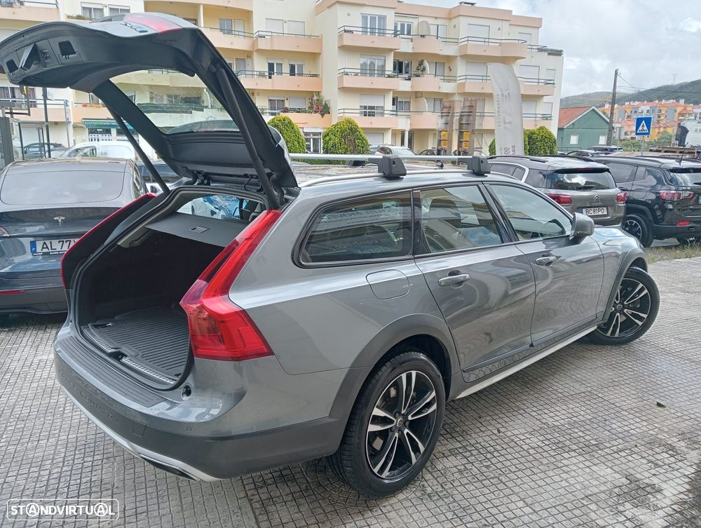 Volvo V90 D5 AWD Geartronic Momentum Pro - 14