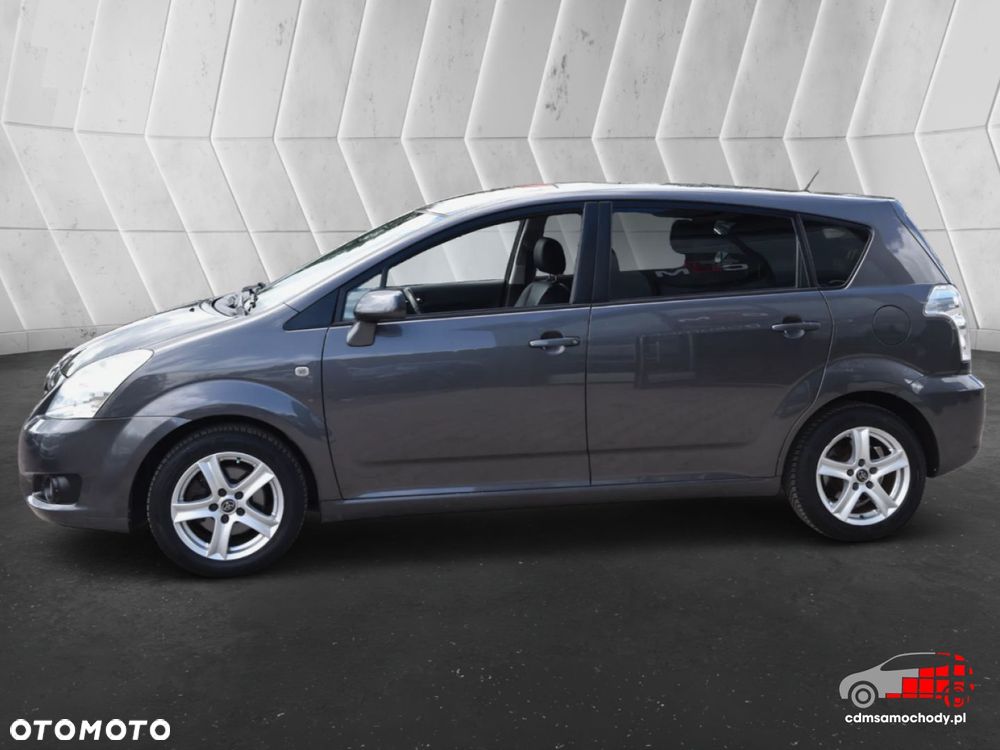 Toyota Verso - 7