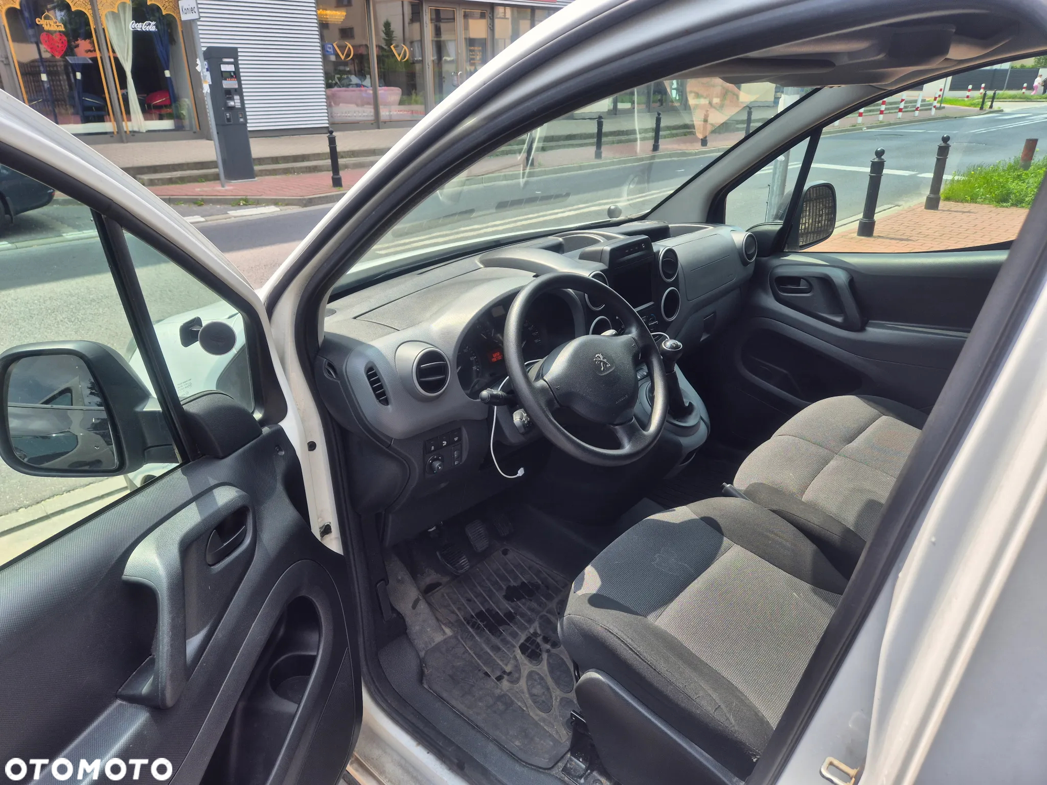 Peugeot Partner - 11