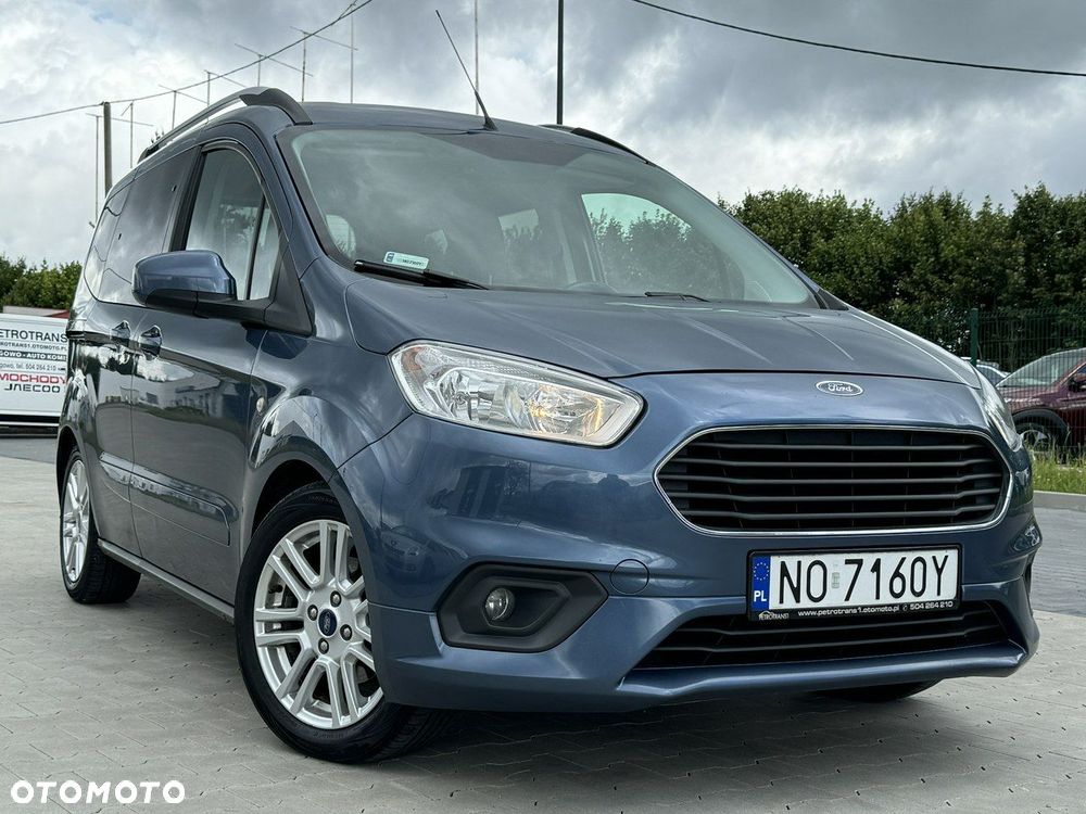 Ford Tourneo Courier - 14