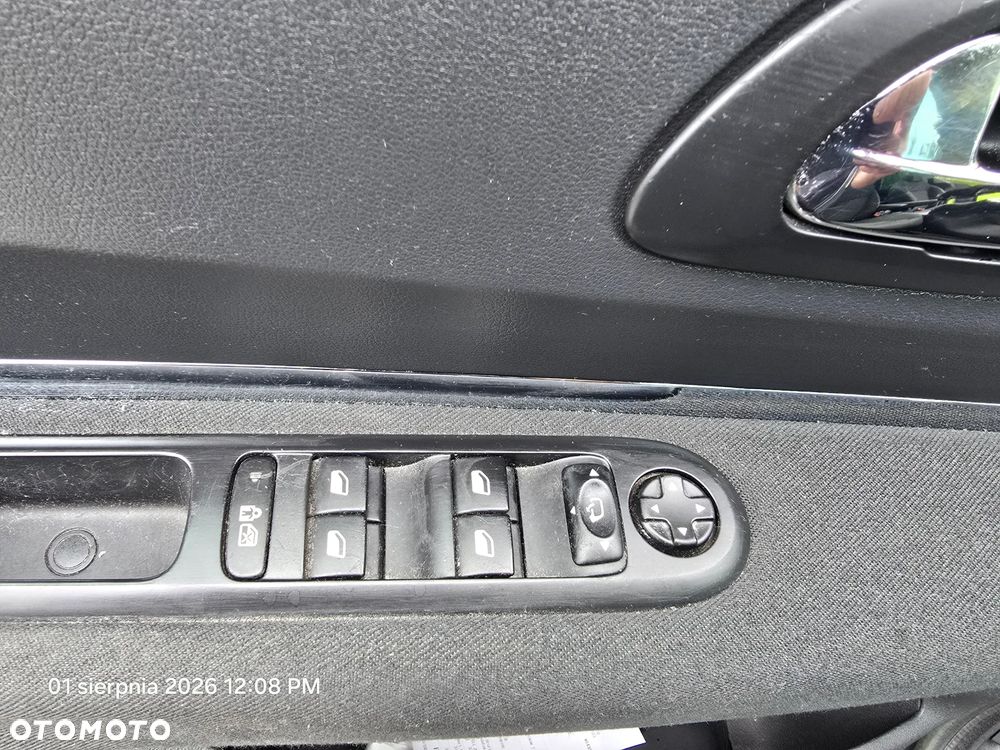 Peugeot 5008 2.0 HDi Business Line - 24
