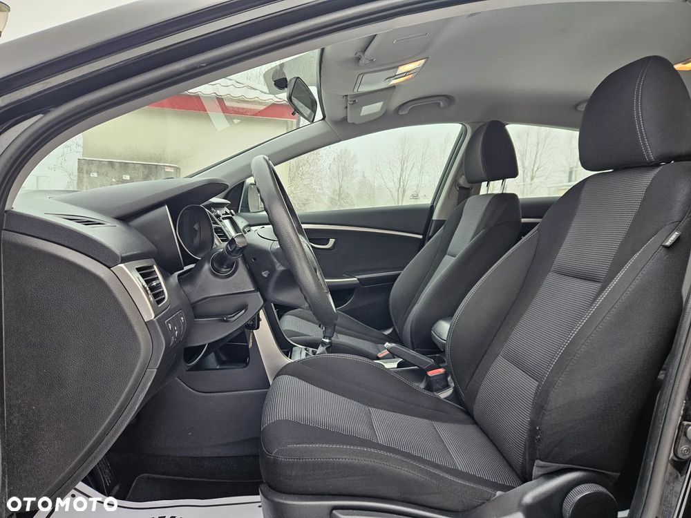 Hyundai i30 1.4 Fifa World Cup Edition - 13