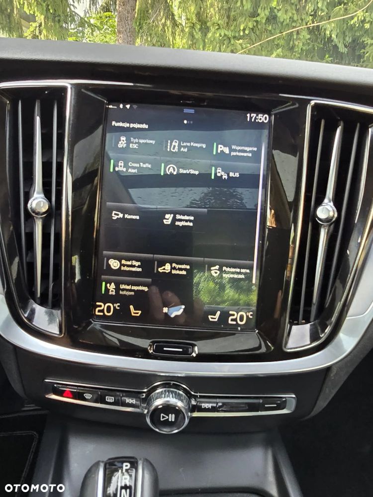 Volvo S60 T5 Momentum Pro - 12