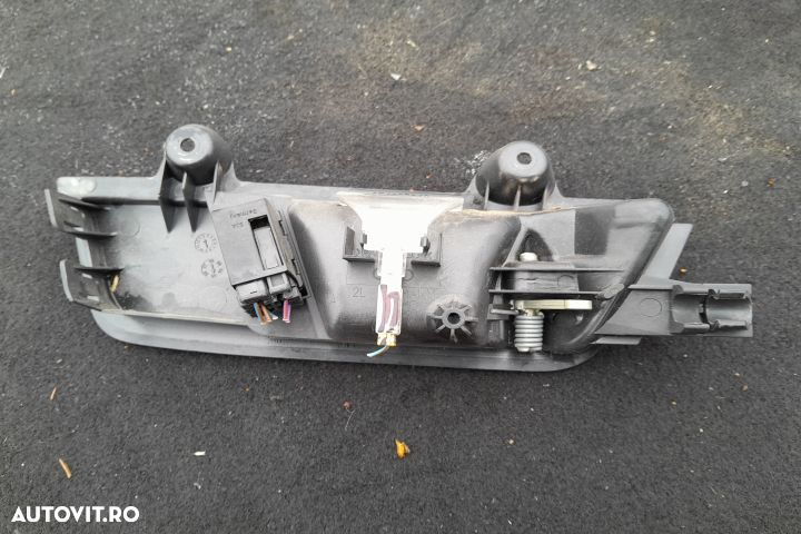 Maner deschidere din interior usa fata stanga 8E1837019 Audi A4 B7 [2 - 2