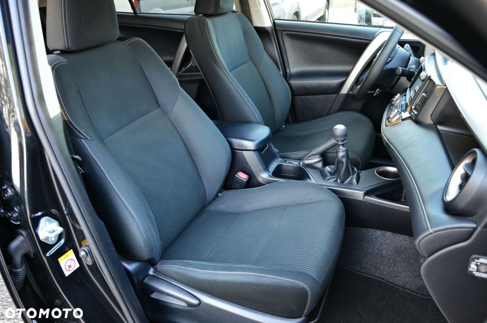 Toyota RAV4 2.0 Premium 4x4 - 40