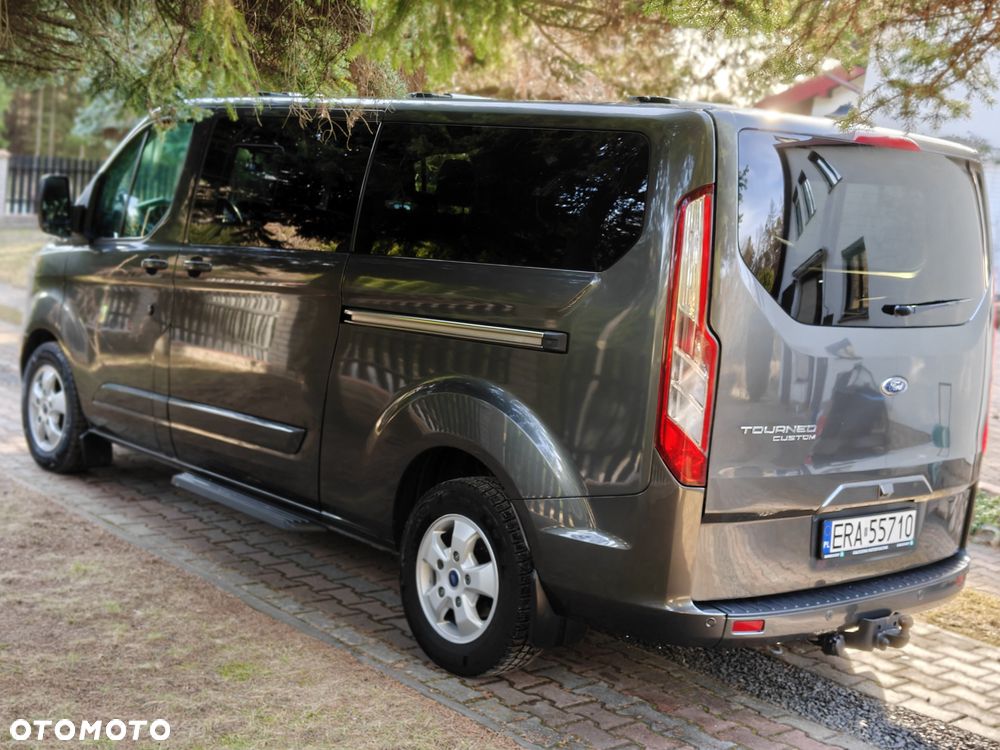Ford Tourneo Custom - 3