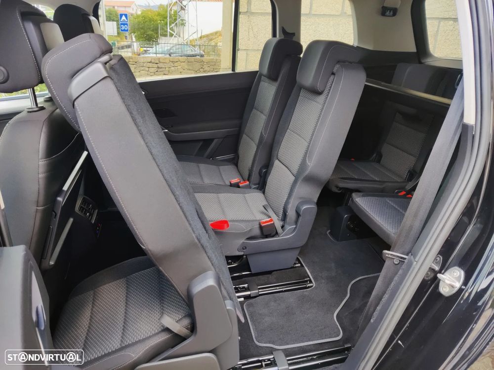 VW Touran 1.6 TDI Confortline DSG - 12