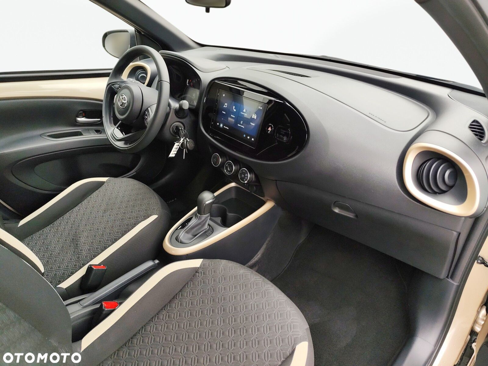 Toyota Aygo X - 18