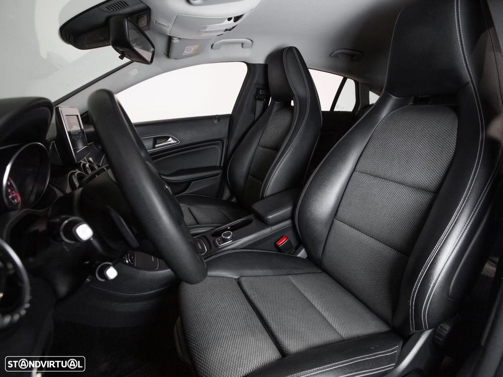 Mercedes-Benz CLA 200 - 8