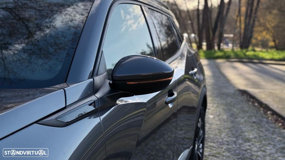 Peugeot 2008 1.2 PureTech Allure - 12