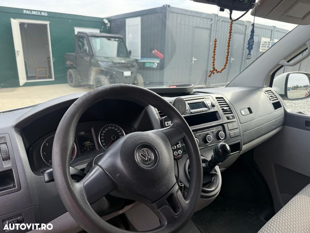 Volkswagen Transporter - 5