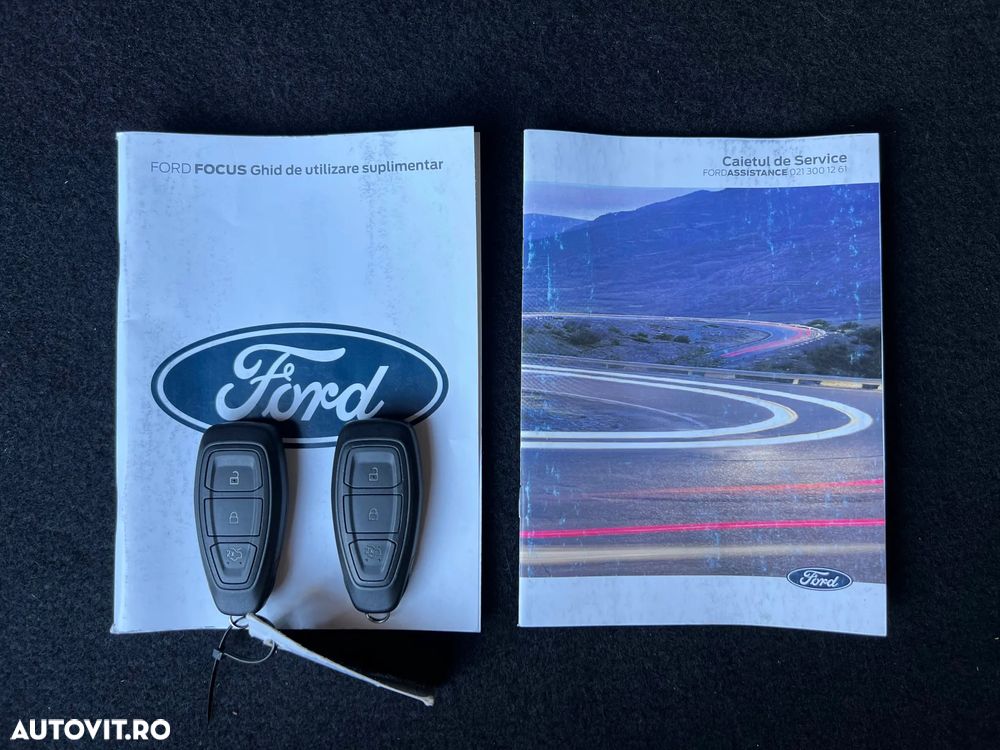 Ford Focus 1.0 EcoBoost Titanium Business - 31