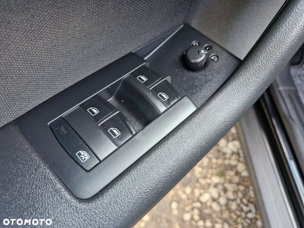 Audi A3 Sportback 1.6 Attraction - 12