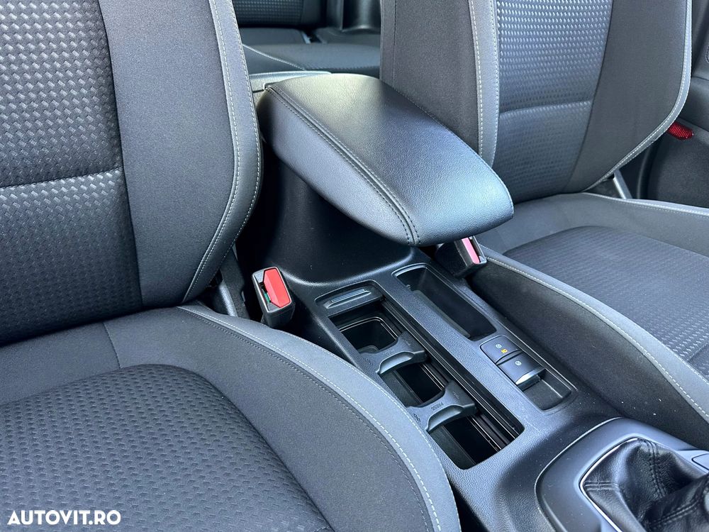 Ford Focus 1.0 EcoBoost Titanium Business - 9