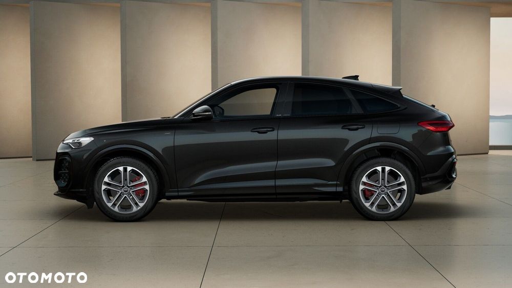 Audi Q5 Sportback - 4