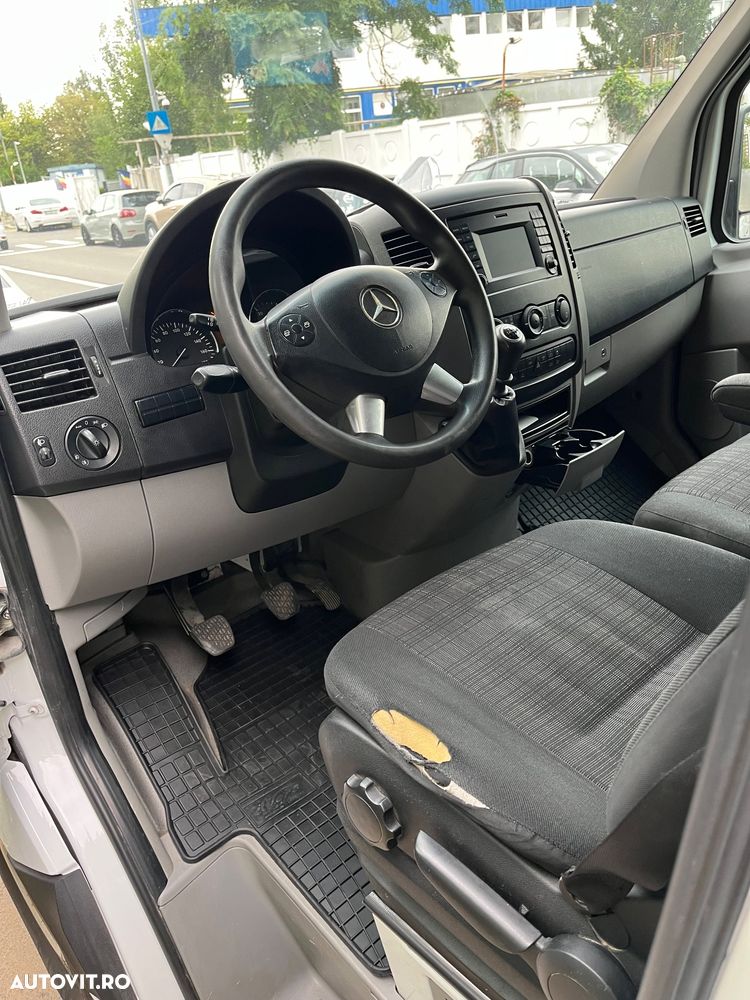 Mercedes-Benz Sprinter - 15