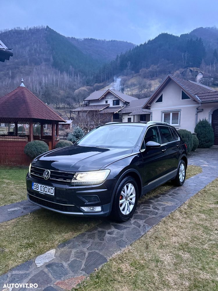 Volkswagen Tiguan - 2