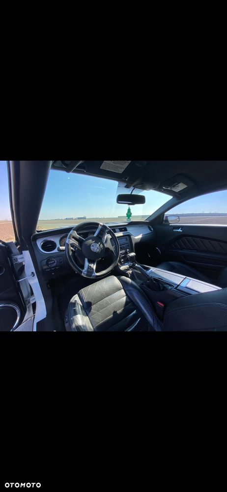 Ford Mustang 3.7 V6 Premium - 8